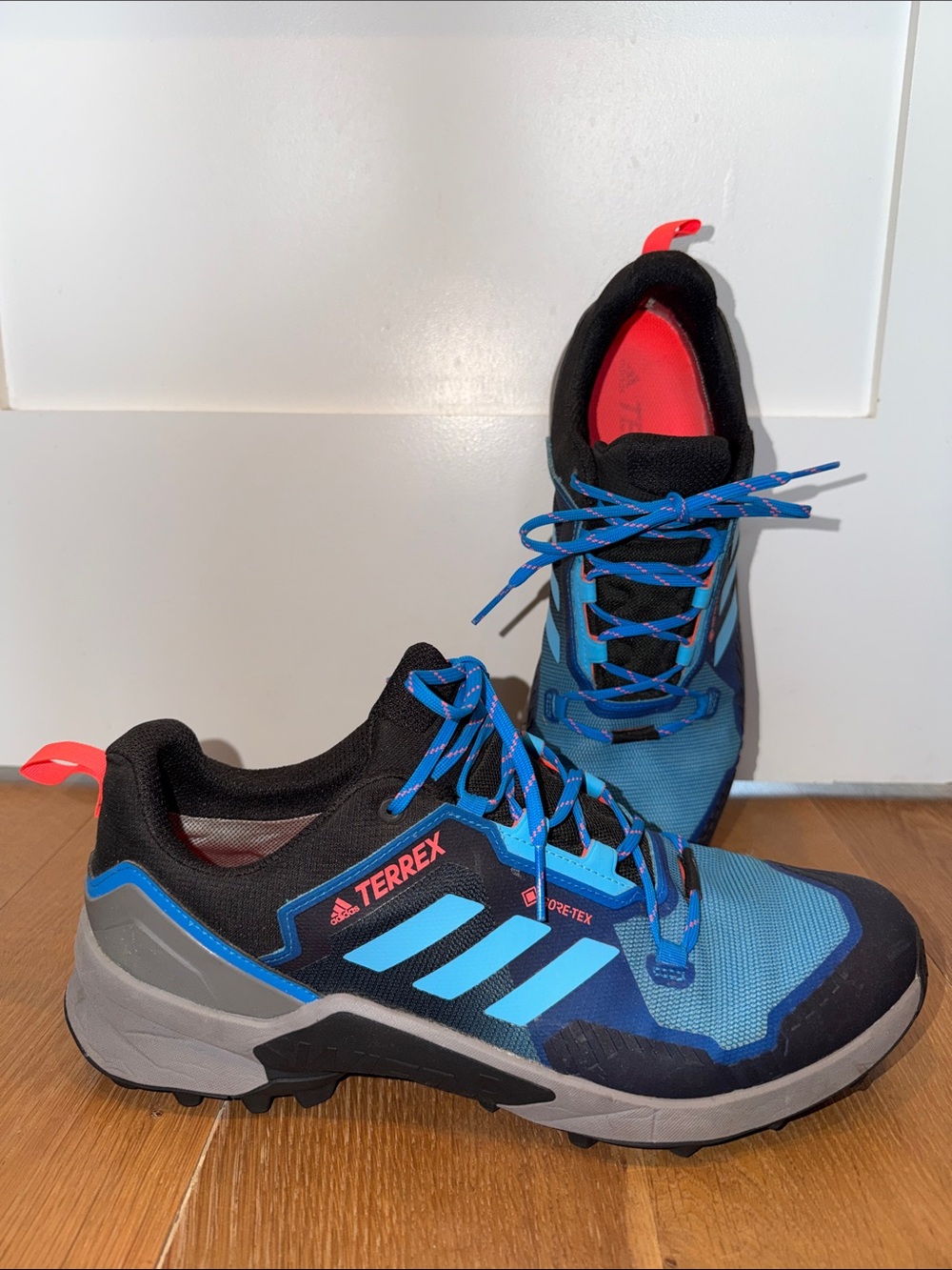 adidas Terrex Swift R3 GTX Men’s Blue Black Hiking Trail Running Shoes 14 EUC